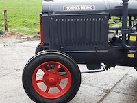 Oldtimer tractor mc comic deering, f13, bouwjaar 1926 - afbeelding 23 van  31