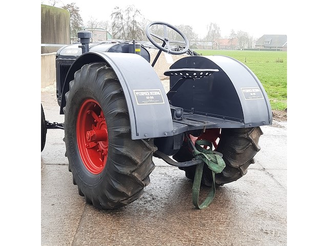 Oldtimer tractor mc comic deering, f13, bouwjaar 1926 - afbeelding 27 van  31