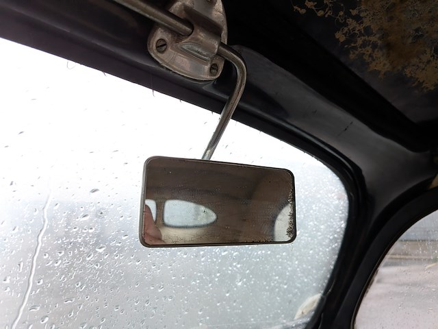 Oldtimer volkswagen, kever, bouwjaar 1949 - afbeelding 32 van  56