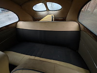 Oldtimer volkswagen, kever, bouwjaar 1949 - afbeelding 36 van  56