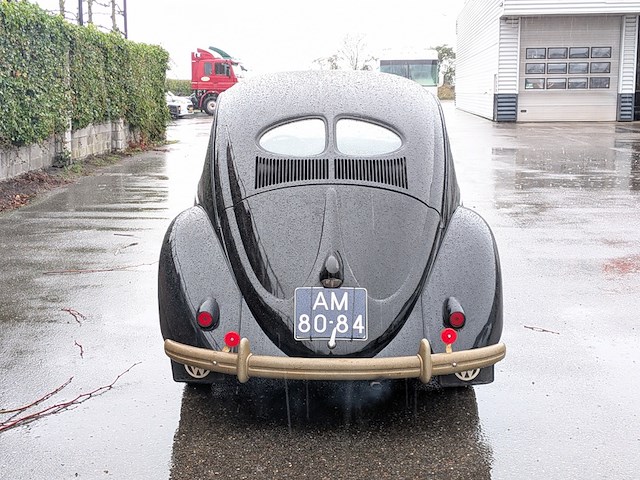 Oldtimer volkswagen, kever, bouwjaar 1950 - afbeelding 34 van  56