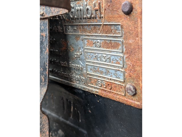 Oldtimer volkswagen, kever, bouwjaar 1950 - afbeelding 48 van  56