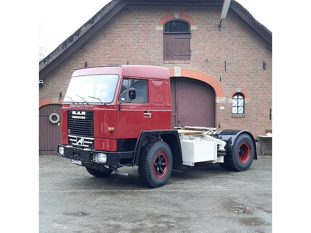 Oldtimer vrachtwagen, büssing, bs19, 1969 - afbeelding 12 van  60