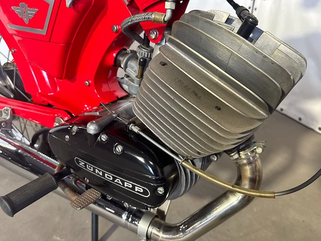 Oldtimer zundapp ks100 - afbeelding 15 van  32