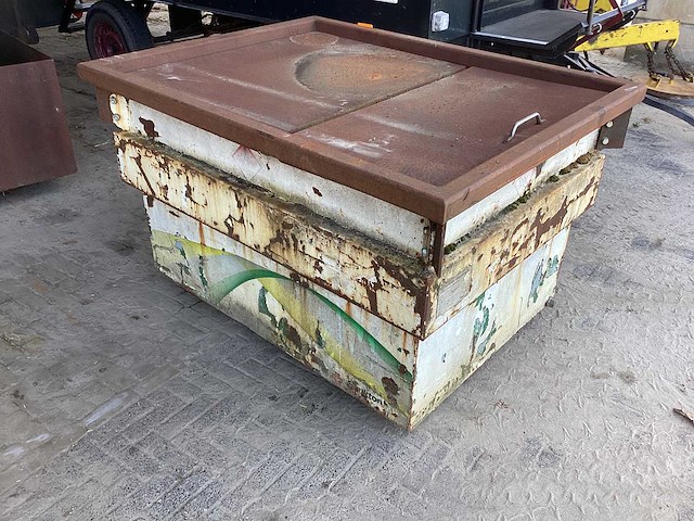 Olie bulk container - afbeelding 1 van  4
