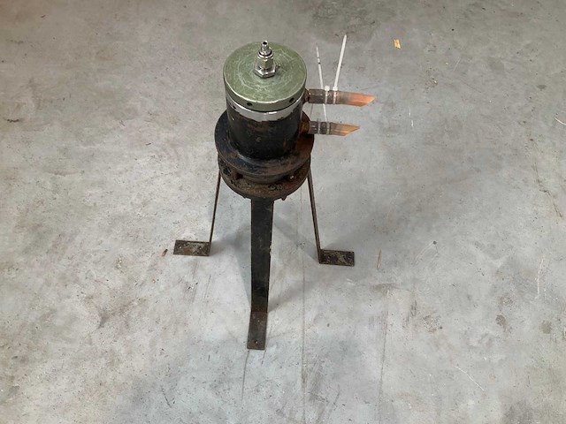Olie-industrieel product - afbeelding 2 van  3