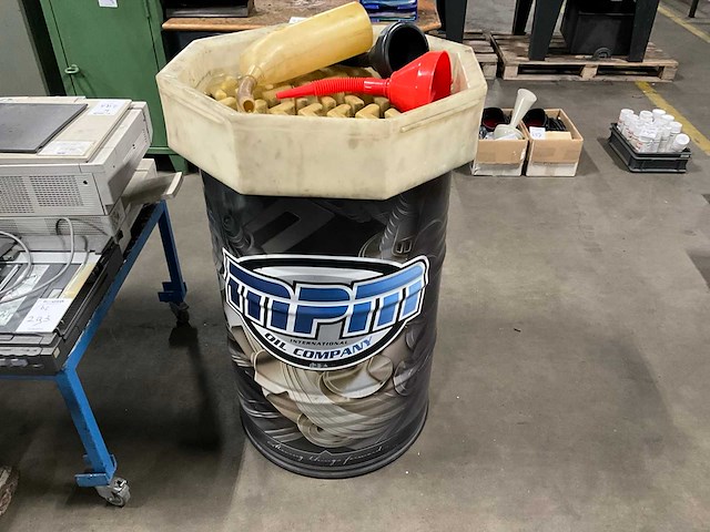 Olie lekbak met opvangvat - afbeelding 1 van  4