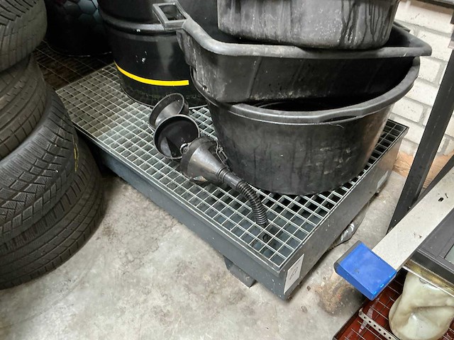 Olie opvangbak (4x) - afbeelding 1 van  3