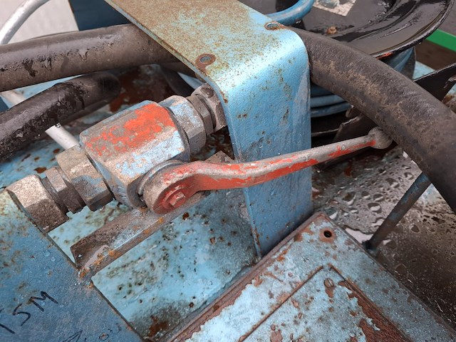 Olie opvangtank - afbeelding 4 van  8