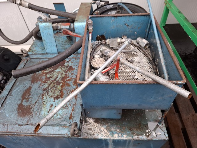 Olie opvangtank - afbeelding 6 van  8