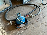 Olie reservoir - afbeelding 1 van  2