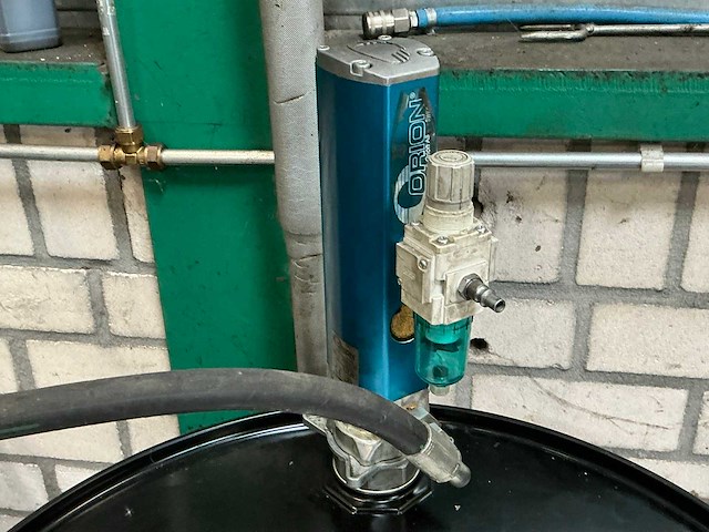 Olie vulstation - afbeelding 2 van  4
