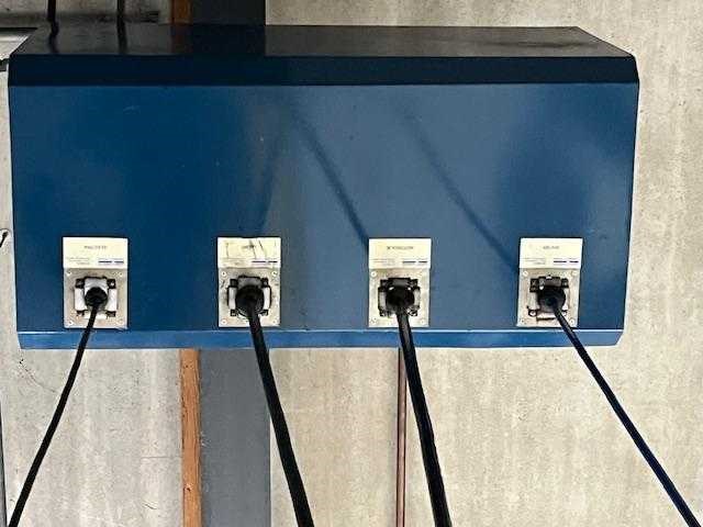 Olie / water / lucht / stroom haspelkast / wandhaspelkast - afbeelding 1 van  3