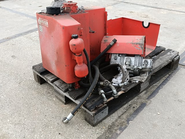 Oliebak met aftak aandrijving - afbeelding 2 van  6