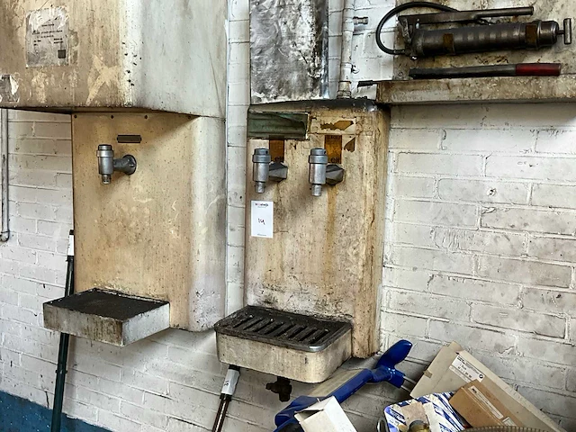 Oliebar 2x 200l wandmontage - afbeelding 1 van  4