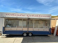 Oliebollen foodtruck - afbeelding 9 van  16