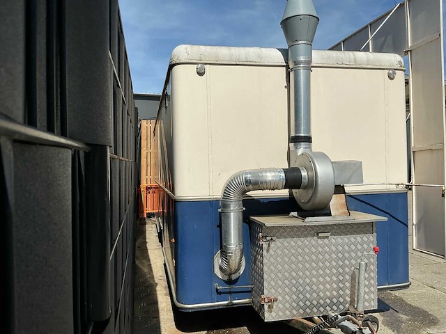 Oliebollen foodtruck - afbeelding 8 van  12