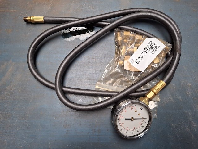 Oliedrukmeter - afbeelding 1 van  3