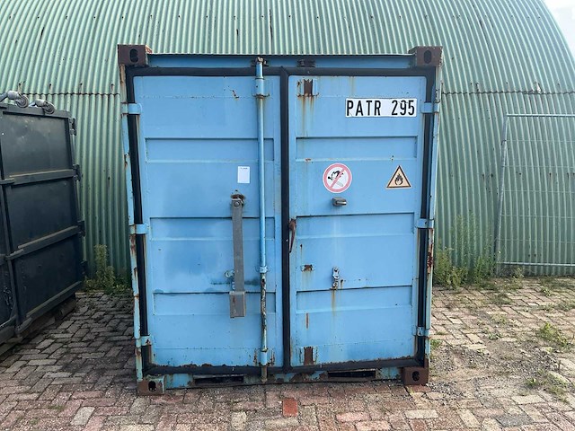 Olieopslag container - afbeelding 3 van  10