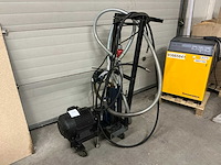 Oliepomp - afbeelding 1 van  5