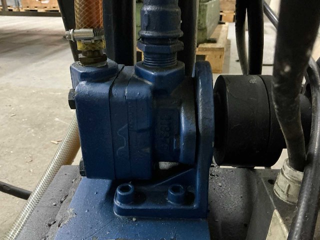 Oliepomp - afbeelding 5 van  5