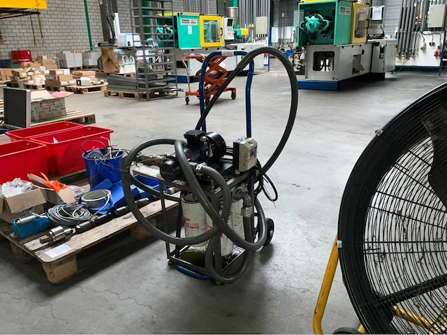 Oliepomp - afbeelding 1 van  6