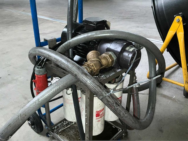 Oliepomp - afbeelding 6 van  6