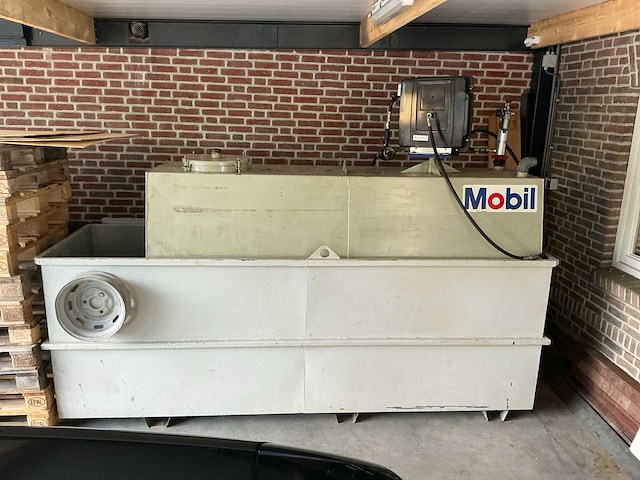 Olietank - afbeelding 2 van  6