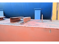 Olietank - afbeelding 6 van  6