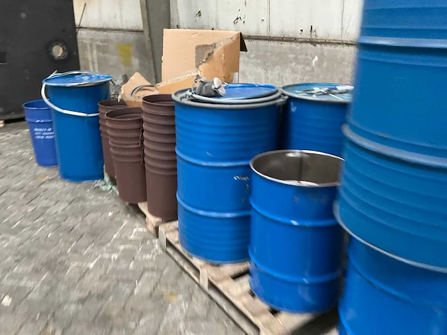 Olievaten met deksel en klemband (15x) - afbeelding 6 van  11
