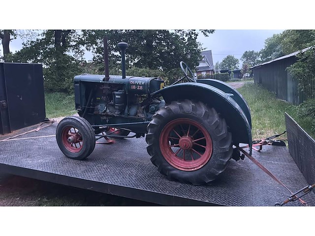 Oliver - 1936 - 1828 - oldtimer tractor - afbeelding 2 van  3