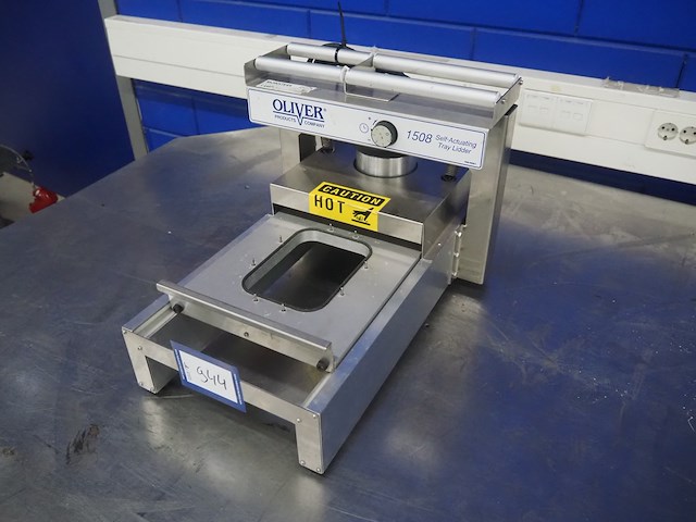 Oliver - afbeelding 2 van  7