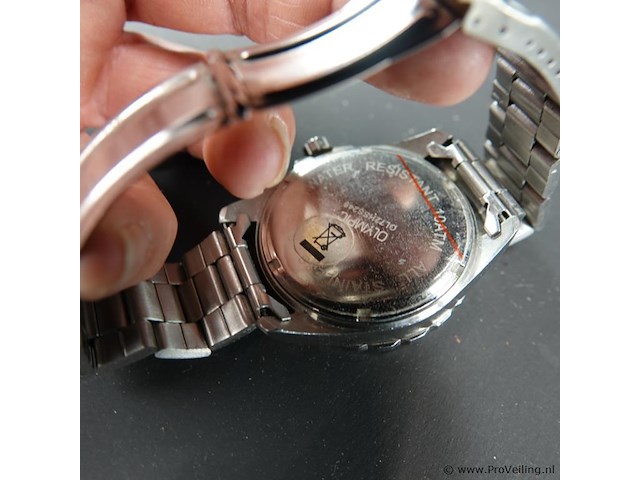 Olympic ol72hss249 pieter herenhorloge met een blauwe wijzerplaat en een zilverkleurige stalen kast en band - afbeelding 3 van  5