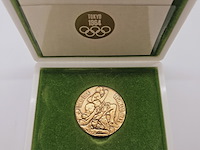 Olympische spelen tokyo 1964 medaille - inclusief doos - afbeelding 2 van  5