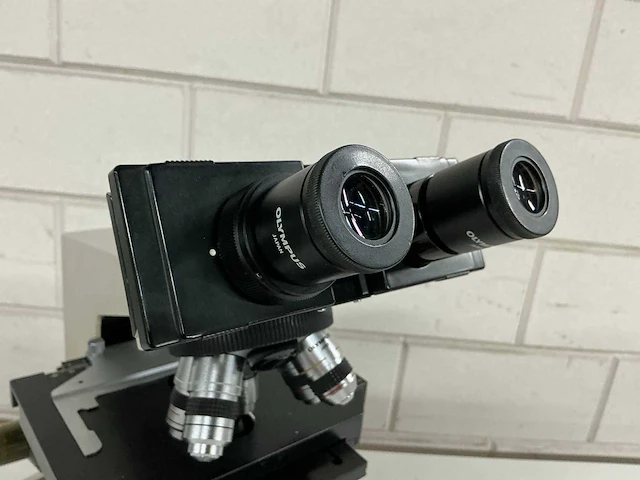Olympus bh-2 microscope - afbeelding 17 van  17