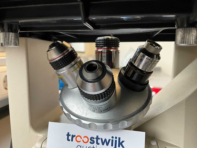 Olympus ck2 biologische microscoop - afbeelding 7 van  11
