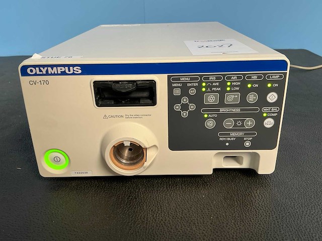 Olympus cv-170 videoprocessor - afbeelding 1 van  2