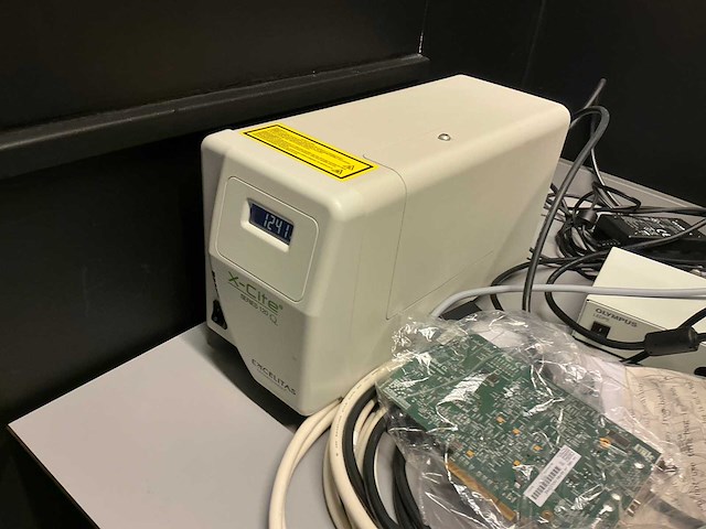 Olympus ix73p2f omgekeerde microscoop - afbeelding 3 van  13