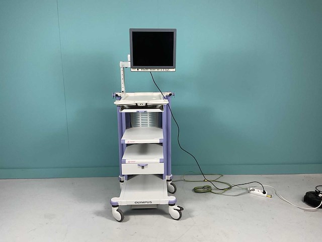 Olympus wm-np1 endoscopiekarretje met monitor - afbeelding 1 van  8