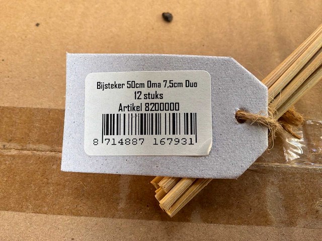 Oma bijsteker (10560x) - afbeelding 3 van  4