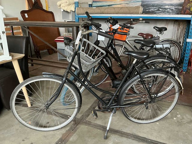 Oma damesfiets - afbeelding 2 van  3