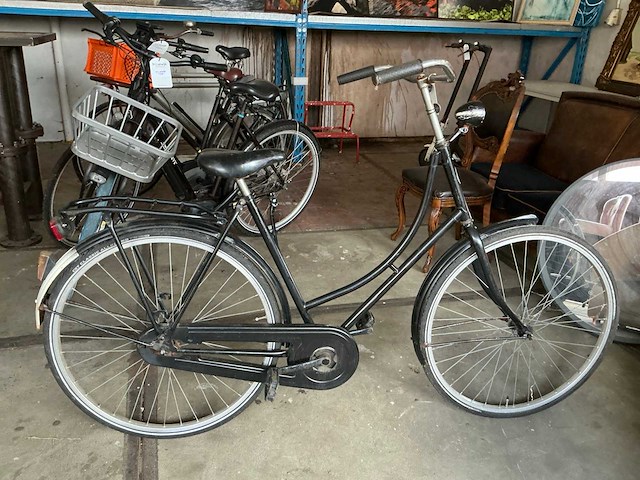 Oma damesfiets - afbeelding 3 van  3