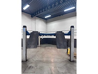 Oma / werther stratos - 1999 - 526 - 4 koloms hefbrug met brugkrik 4000kg apk - afbeelding 12 van  15
