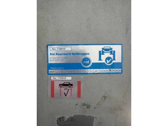 Oma / werther stratos - 1999 - 526 - 4 koloms hefbrug met brugkrik 4000kg apk - afbeelding 15 van  15