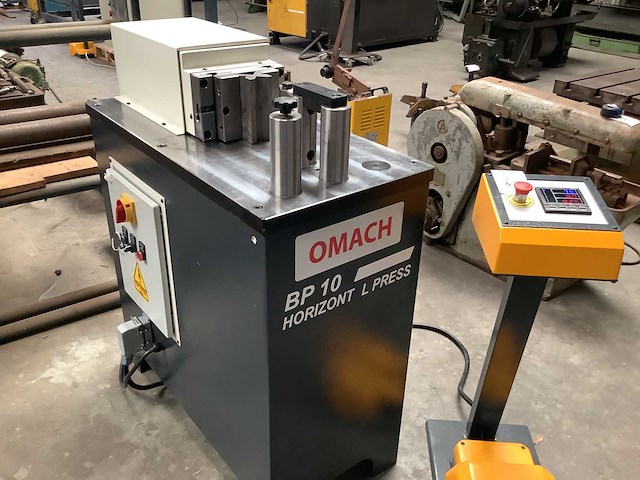 Omach - 2025 - bp. 10 - buigmachine - afbeelding 1 van  5