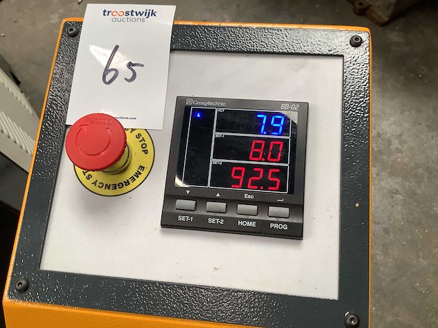 Omach - 2025 - bp. 10 - buigmachine - afbeelding 3 van  5