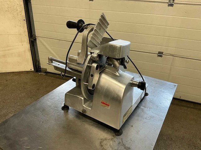 Omas h 25e bevroren vleessnijmachine - afbeelding 1 van  6