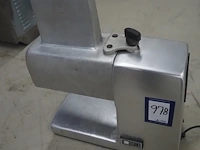 Omas - afbeelding 2 van  8
