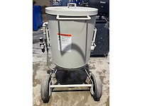 Omax - 2019 - maxiem 1515 - waterstraalsnijmachine - afbeelding 2 van  14