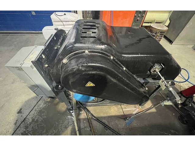 Omax - 2019 - maxiem 1515 - waterstraalsnijmachine - afbeelding 11 van  14